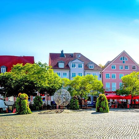 Ferienwohnung Weitblick In Waren Waren  Esterno foto